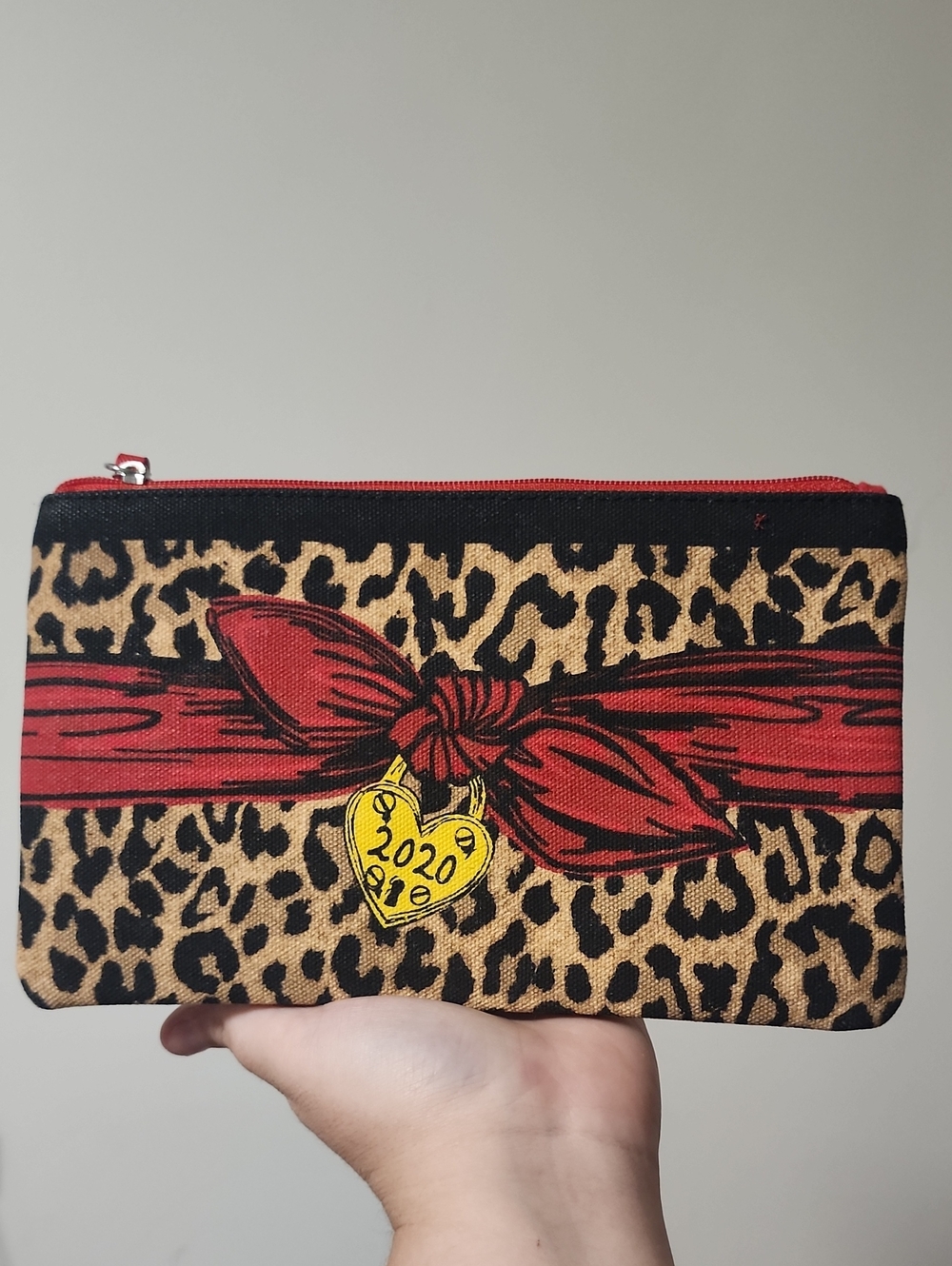 Brighton Large Pouch, 2020, GIVEAWAY - Picture 2 of 3